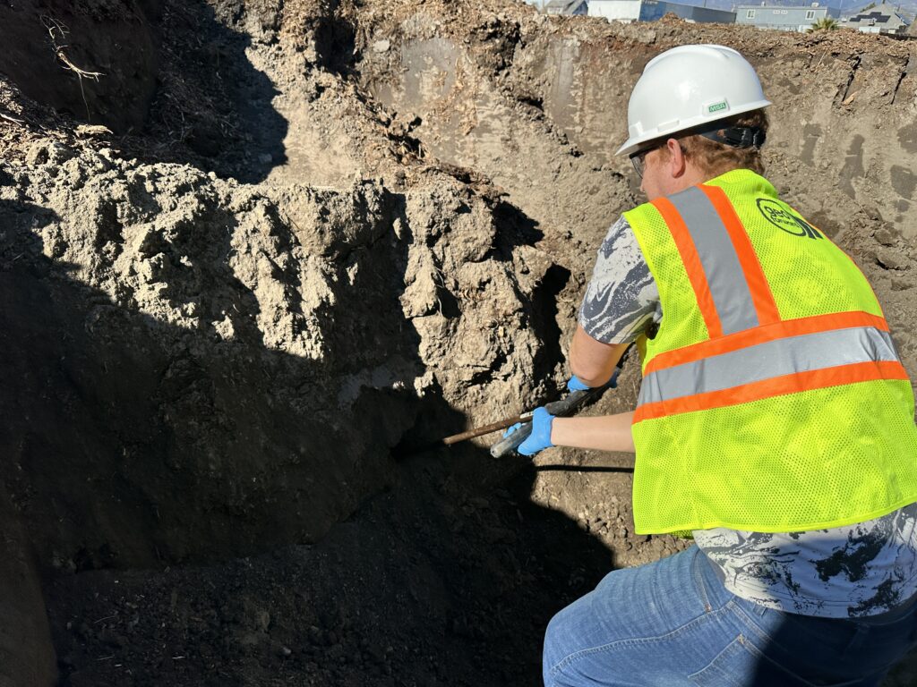 Environmental Professional Soil Sampling - Photo by AAK Geo Forward